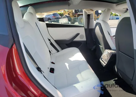 2024 Tesla Model 3 from USA, damaged, VIN 5YJ3E1EB0RF766713